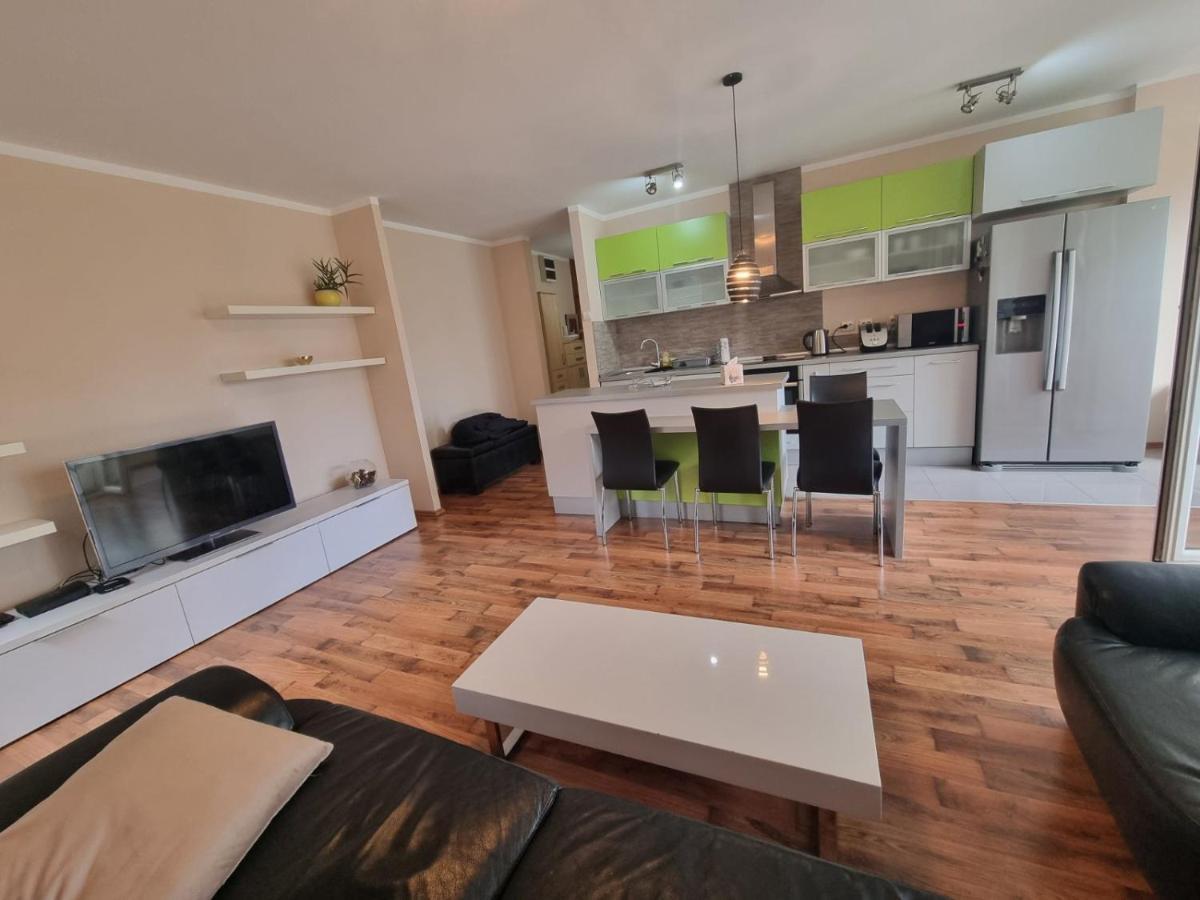 Апартаменти Hawaii- 2 Bdr, Arena, Sava Centar, Free Parking Белград Екстер'єр фото