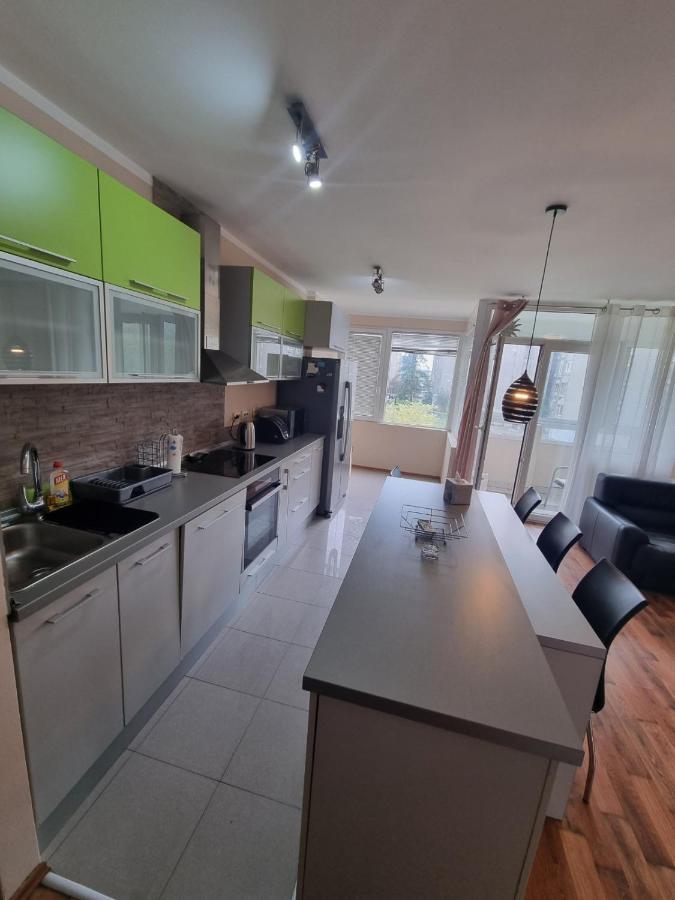 Апартаменти Hawaii- 2 Bdr, Arena, Sava Centar, Free Parking Белград Екстер'єр фото
