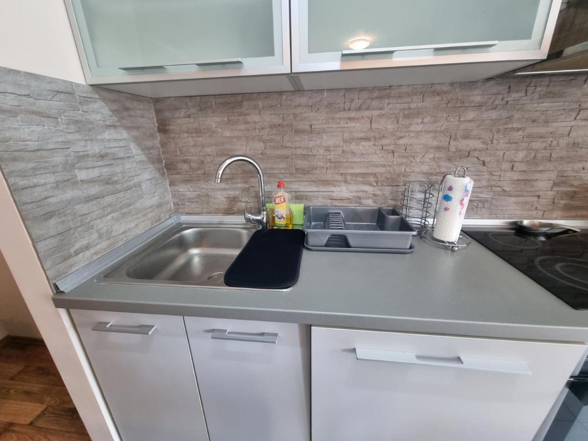 Апартаменти Hawaii- 2 Bdr, Arena, Sava Centar, Free Parking Белград Екстер'єр фото